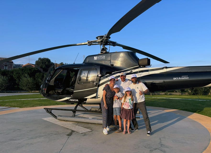 Fiumefreddo: Group Flight Helicopter Tour over Etna - Valle del Bove and the 1992 lava flows