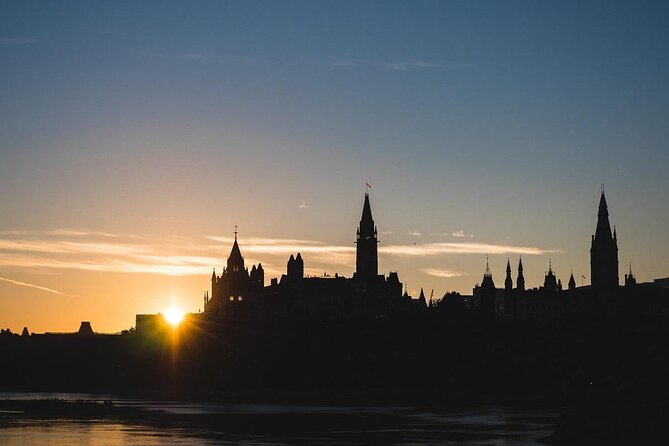 Fly over the City of Ottawa in a Helicopter - Key points to know before you fly