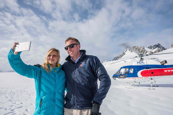 Fox Glacier: Neve Discoverer Helicopter Flight with Snow Landing - The route: rainforest, glacier, and Southern Alps