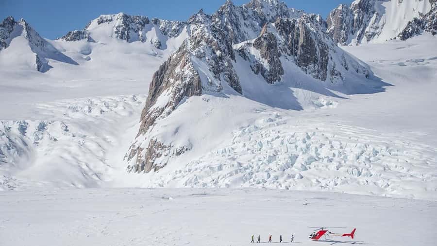 Fox Glacier: Scenic Helicopter Flight with Snow Landing - Why the snow landing makes this Fox Glacier flight special