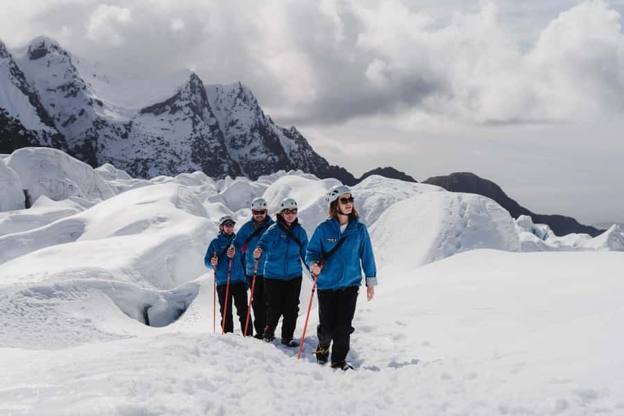 Franz Josef: 2.5 Hour Glacier Hike with Helicopter Transfer - Key points at a glance