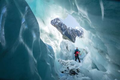 Franz Josef: 2.5 Hour Glacier Hike with Helicopter Transfer