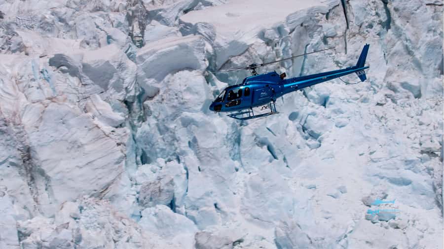 Franz Josef: 35min Helicopter Trip over Two Glaciers - Who will get the most from this flight?