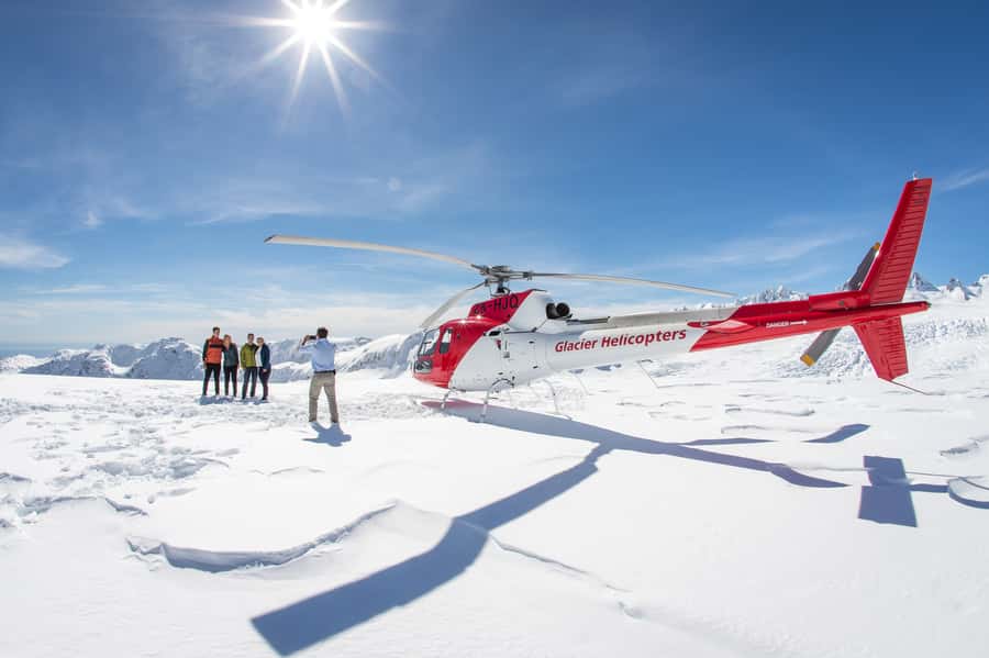 Franz Josef & Fox Glaciers Helicopter Flight & Snow Landing - Flying above two glaciers near Franz Josef