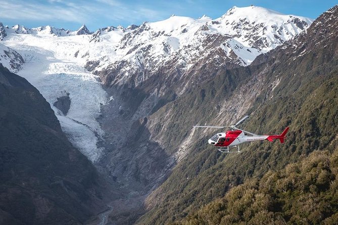 Franz Josef Glacier 25-Minute Helicopter Flight with Snow Landing - The 15-minute flight over icefalls and crevasses