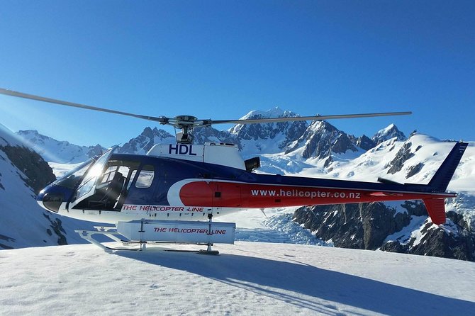 Franz Josef: Mountain Scenic Spectacular 40-Min Helicopter Flight - The snow landing at 7,000 feet