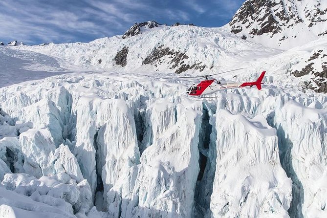 Franz Josef: Twin Glacier 35-Minute Helicopter Flight - Returning to Franz Josef by helicopter