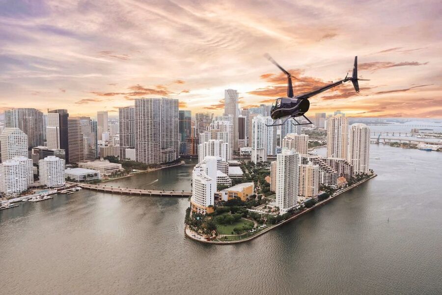 From Pembroke Pines: Helicopter Tour Over Miami - South Beach, North Beach, Haulover, and Hallandale