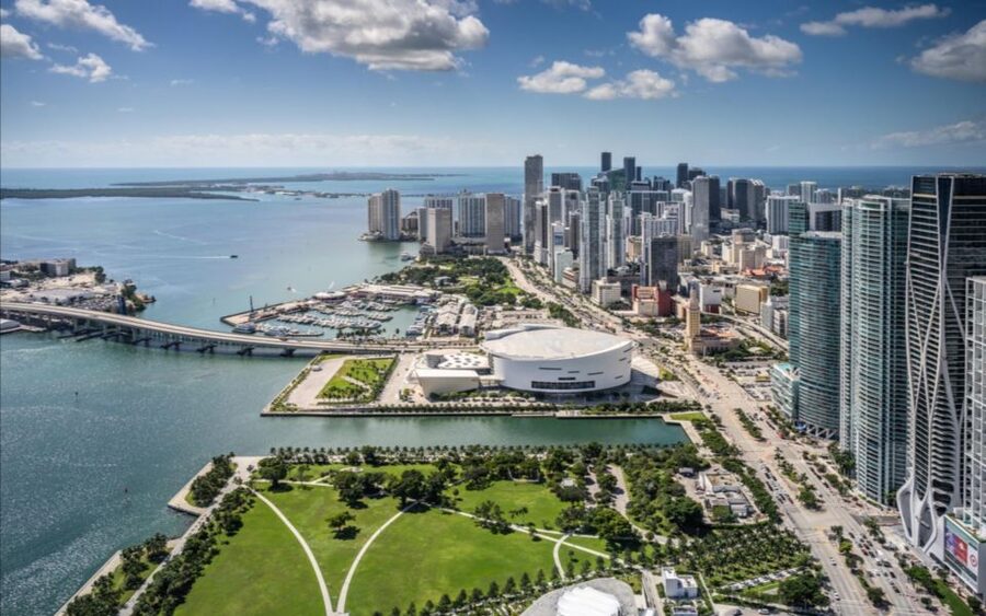 From Pembroke Pines: Helicopter Tour Over Miami - Miami’s skyline from above