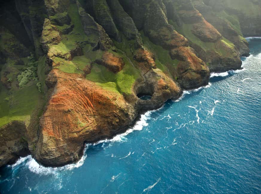 From Princeville: Discover Kauai Helicopter Tour - Hanalei Bay brings the flight back north