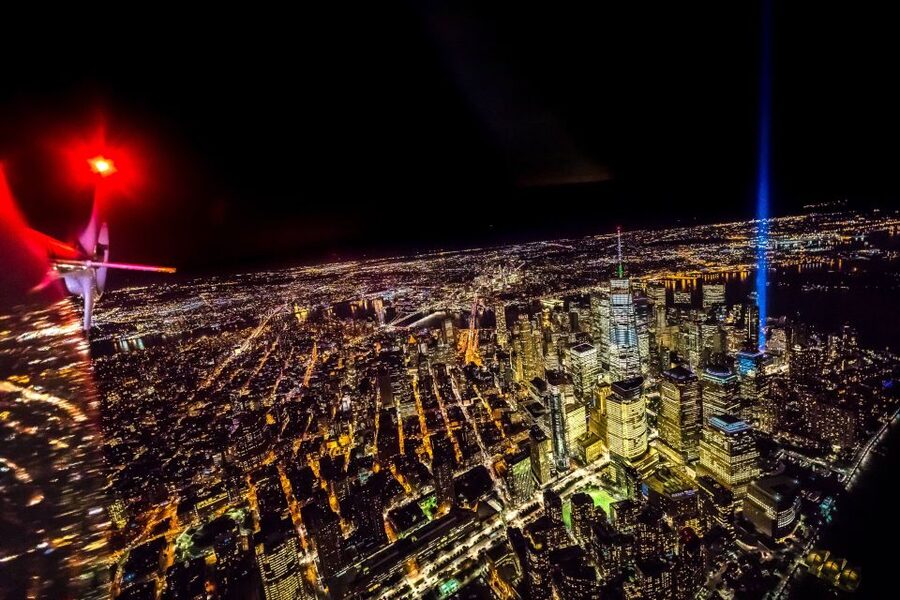 From Westchester: NYC Private Helicopter Tour for Couples - Daylight, sunset, or New York after dark
