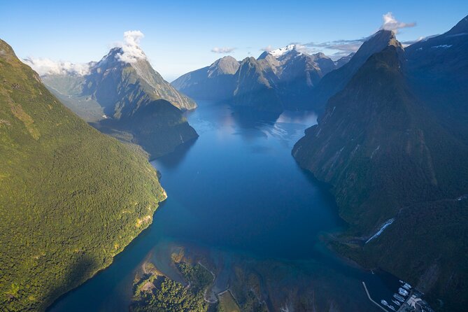 Glacier Galore Helicopter Scenic Flight from Milford Sound - What 25 minutes really gives you