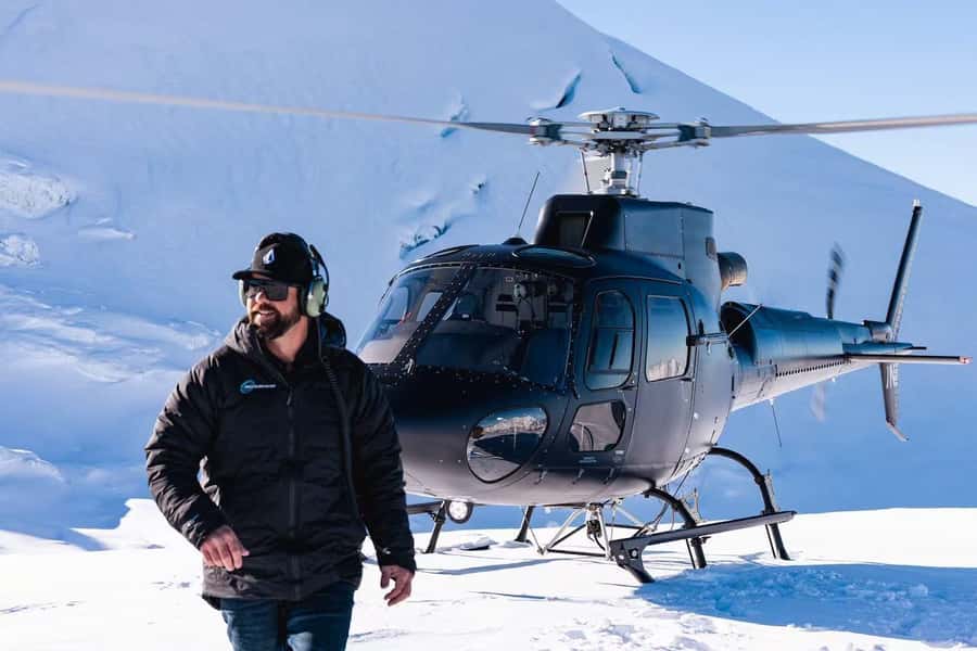 Glenorchy: 25-30 Minute Snow Landing Helicopter Experience - Setting out from 35 Mull Street