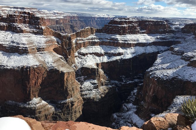 Grand Canyon Helicopter and Western Ranch Adventure Landing Tour - Practical advice for a smoother day