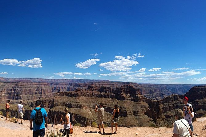 Grand Canyon Helicopter and Western Ranch Adventure Landing Tour - Who should book this helicopter and ranch tour?