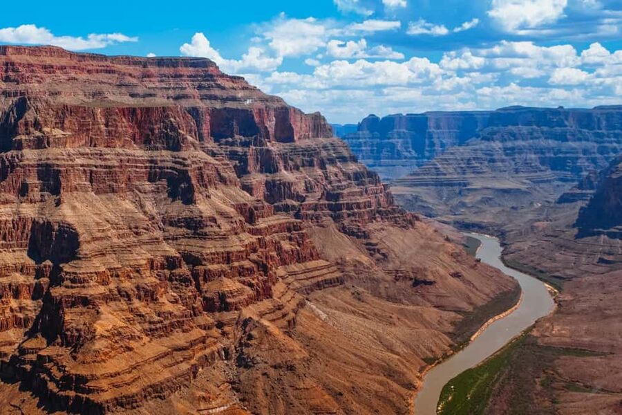 Grand Canyon Helicopter Flight & Hoover Dam River Float Raft - Picnic lunch and Willow Beach