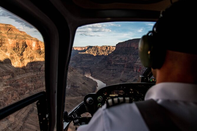 Grand Canyon West Rim Luxury Helicopter Tour from Las Vegas - What the pilot adds to the flight