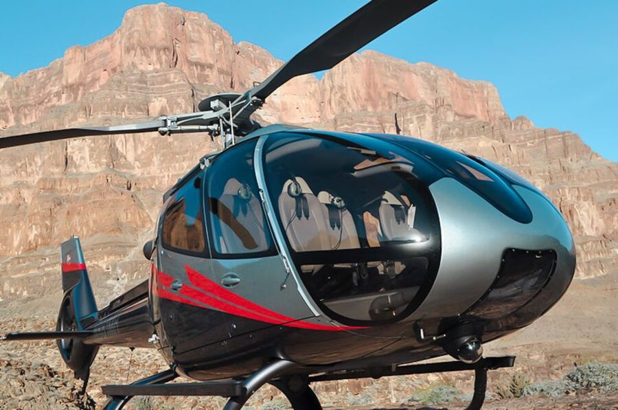 Grand Canyon West: West Rim Helicopter Tour with Landing - The guide can shape the experience