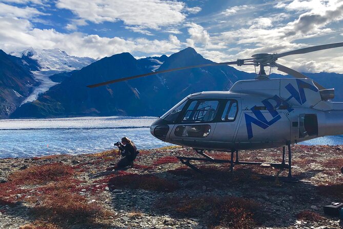 Grand Knik Helicopter Tour - 2 hours 3 landings - ANCHORAGE AREA - Walking on Knik Glacier with a guide