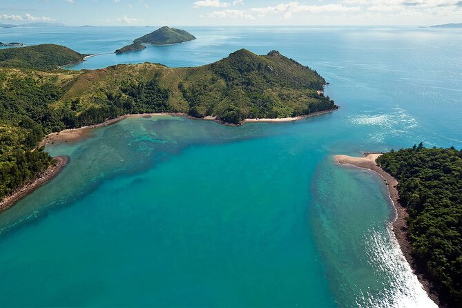 Heart Reef & Whitehaven Rest and Relax - 2.5Hr Helicopter Tour - What the pilot and aircraft setup add