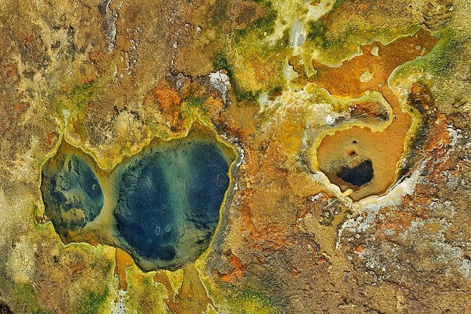 Helicopter Flight Over Geothermal Landscapes from Reykjavik - Weight limits and other practical details