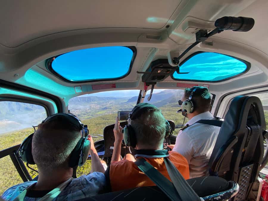 Helicopter flight over Reunion's volcanoes and cirques from St Pierre - Key points to know before booking