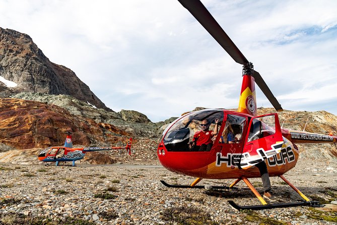 Helicopter Overflight - Landing in the Cordillera - A30 - Valleys, rivers, and peat bogs from the air