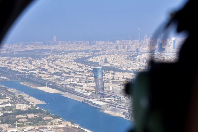 Helicopter Private Tour in Abu Dhabi - Abu Dhabi in one sweeping 17-minute view