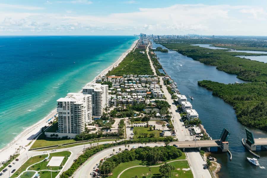 Helicopter Tour: Fort Lauderdale City and Beaches - From Chase Stadium toward the coast