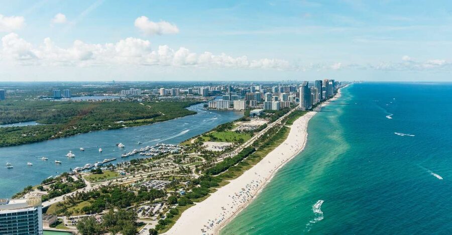 Helicopter Tour: Fort Lauderdale to Miami Beach - Why this coastal flight works so well