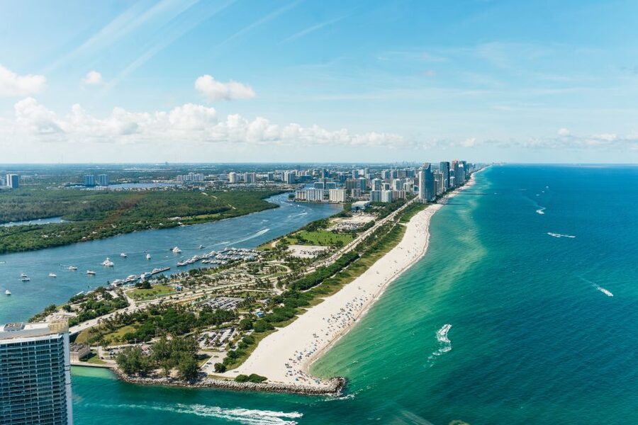 Helicopter Tour: Fort Lauderdale to Miami Beach - Dania Beach and Hollywood Beach from above