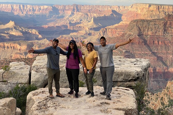 Helicopter Tour of the North Canyon with Optional Hummer Excursion - Seating, windows, and camera planning