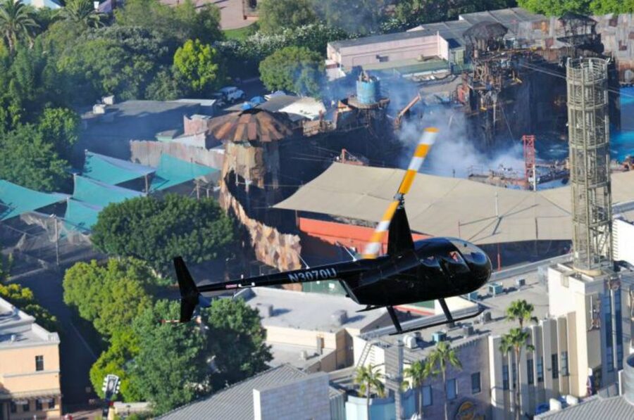Hollywood Sign & Universal Studios Helicopter Tour - Flying over Hollywood in only 10 minutes