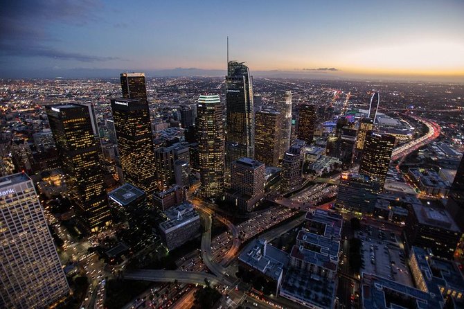 Hooray for Hollywood 35-Minute Helicopter Tour - Peter, Tom, and the human side of the flight
