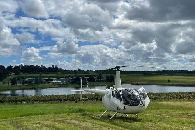 Hunter Valley Romantic Bubbly Breakfast Helicopter Tour from Cessnock - Breakfast at Cafe Enzo