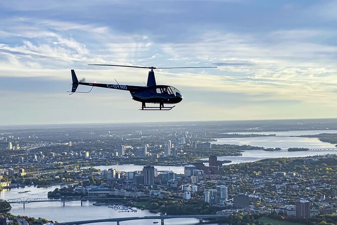 Introduction to helicopter piloting in Gatineau-Ottawa - What this Gatineau helicopter lesson really offers