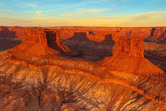 Island in the Sky & Canyon Country Heli Tour - 45 minutes - Island in the Sky from its sheer edges