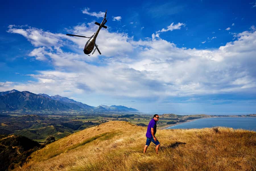 Kaikōura: 45-Minute Whale Watching Helicopter Tour - The exclusive mountain landing