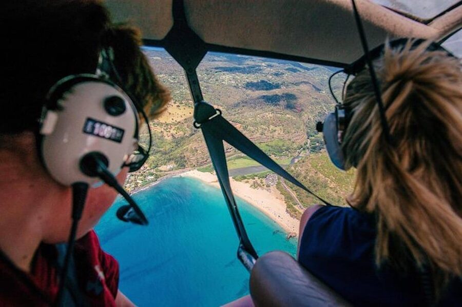 Kailua-Kona: Hualalai Volcano Doors On/Off Helicopter Tour - A quiet pass over Puʻuhonua o Hōnaunau