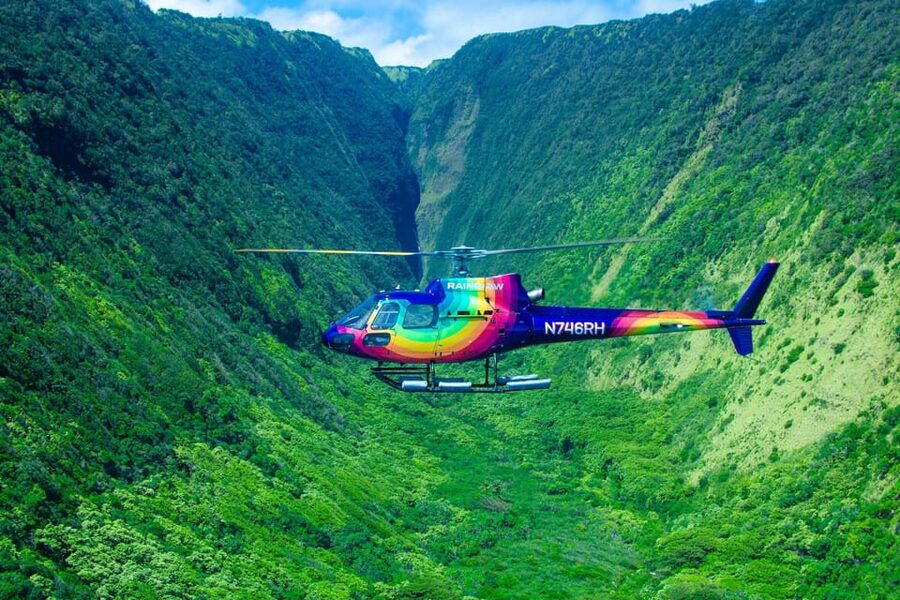 Kailua-Kona: Kohala, Volcanoes and Waterfall Helicopter Tour - What to bring and how to prepare