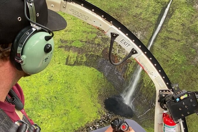 Kauai: Hughes 500 4-Passenger Doors-Off Helicopters - Why doors-off flying changes the view