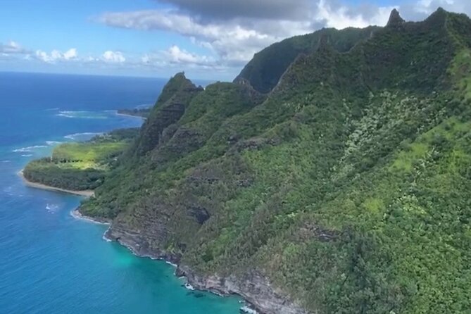 Kauai: Hughes 500 4-Passenger Doors-Off Helicopters - Practical advice for a smoother flight
