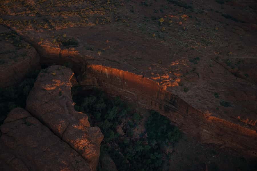 Kings Canyon: Helicopter Flyover - Meeting at Kings Canyon Resort