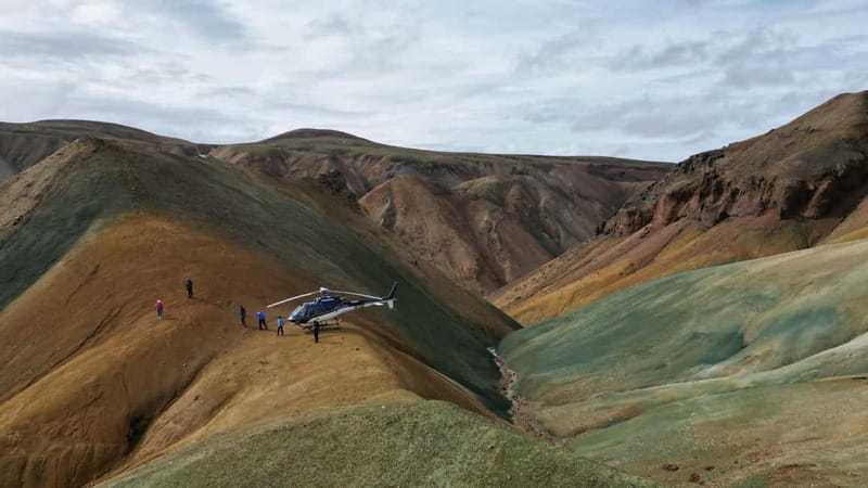 Landmannalaugar: Helicopter tour with 3 Landings - Þórsmörk, the wooded valley between glaciers