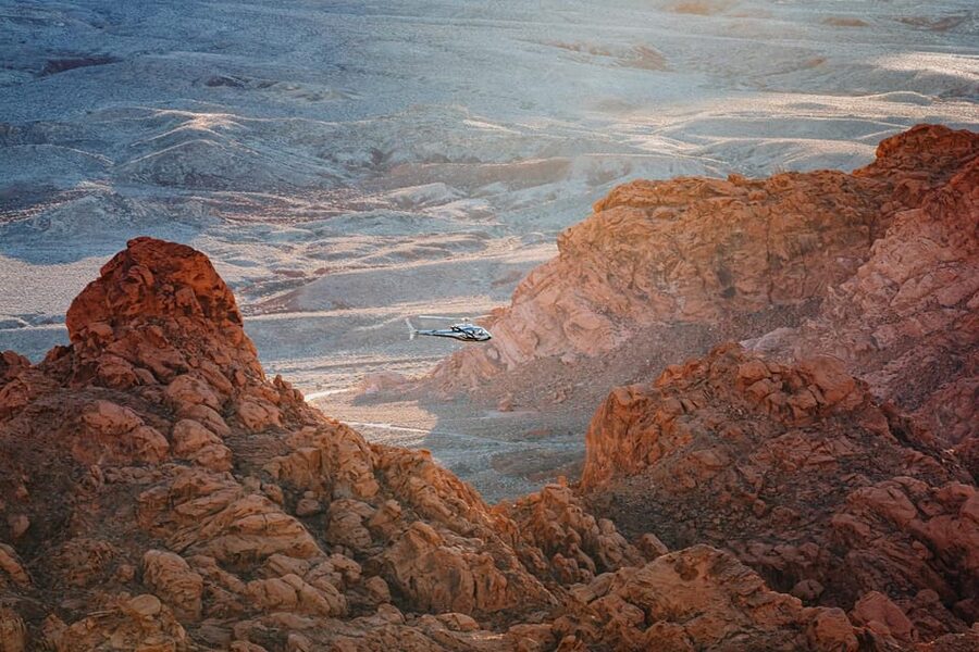 Las Vegas: Grand Canyon Heli Tour and Valley of Fire Landing - Lake Mead and Fortification Hill from above