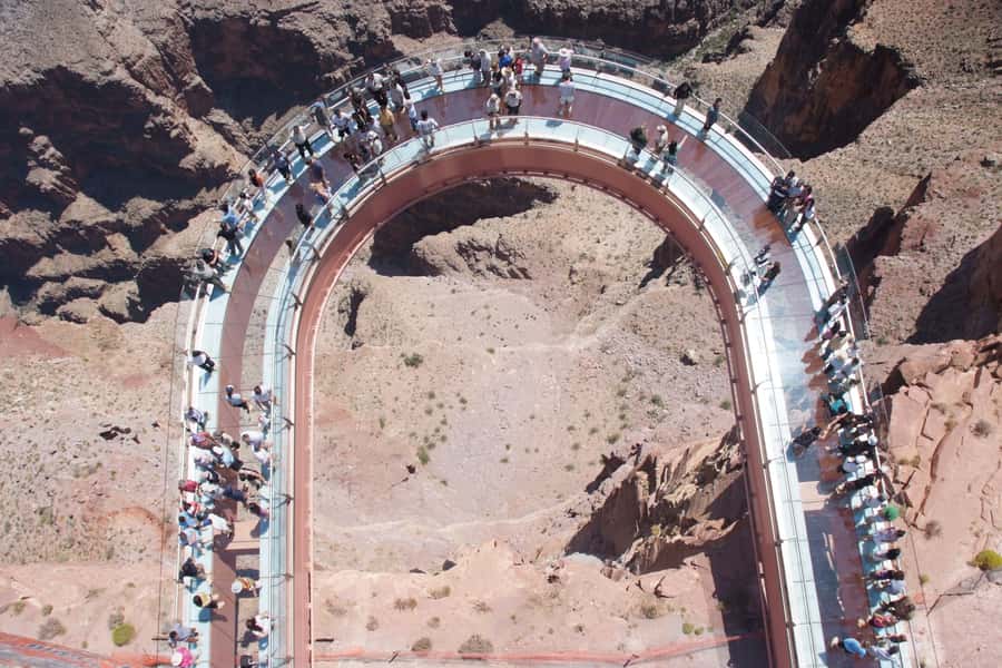 Las Vegas: Grand Canyon West Rim Tour with Helicopter Flight - Key points at a glance