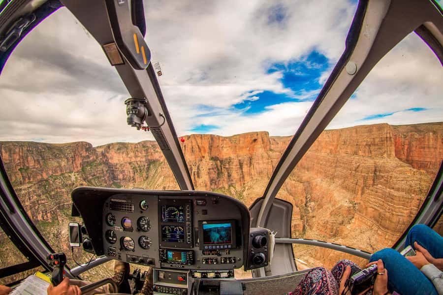 Las Vegas: Grand Canyon West Rim Tour with Helicopter Flight - Eagle Point and the glass Skywalk