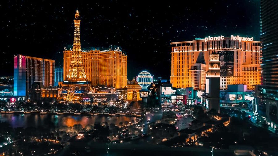 Las Vegas: Helicopter Tour of the Strip with Window Seats - Quick facts about the flight