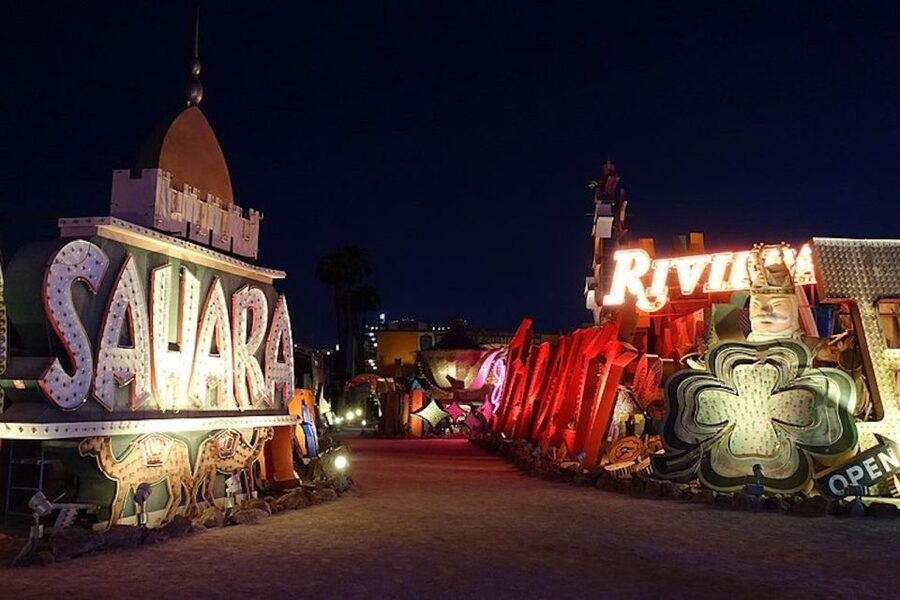 Las Vegas: Night Helicopter Flight and Neon Museum Tour - Should you book the night helicopter and Neon Museum tour?