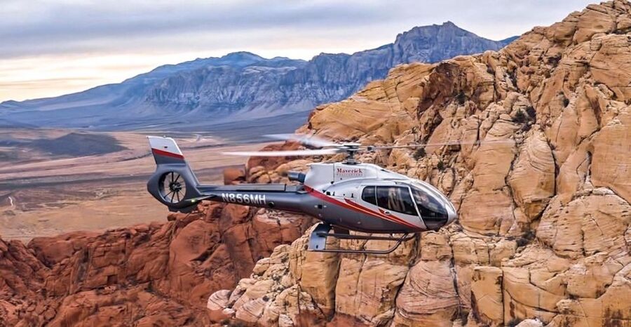Las Vegas: Red Rock Canyon Helicopter Landing Tour - The return over Las Vegas landmarks